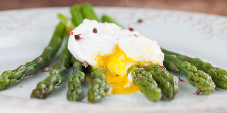 Poached Eggs with Asparagus
